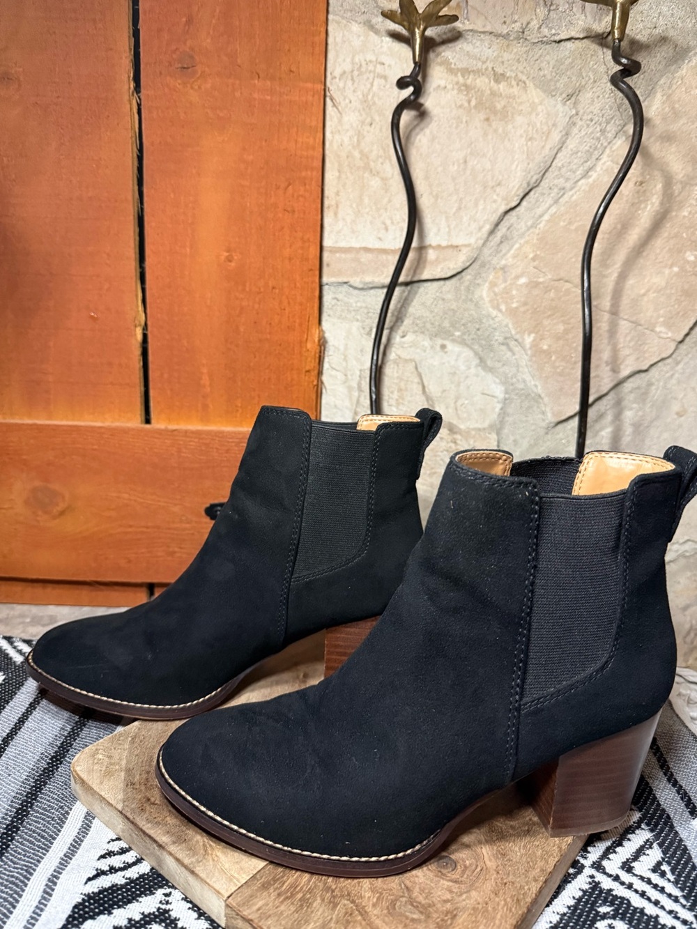 JCrew Women’s Black Suede Ankle Boots with Block Heel size 7